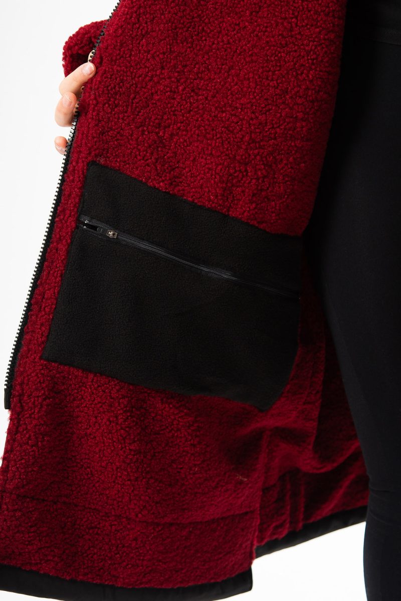 Slouch Dry Robe Black/Red